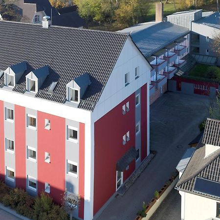 Garni Hotel Leitl Gmbh Эггенфельден Экстерьер фото